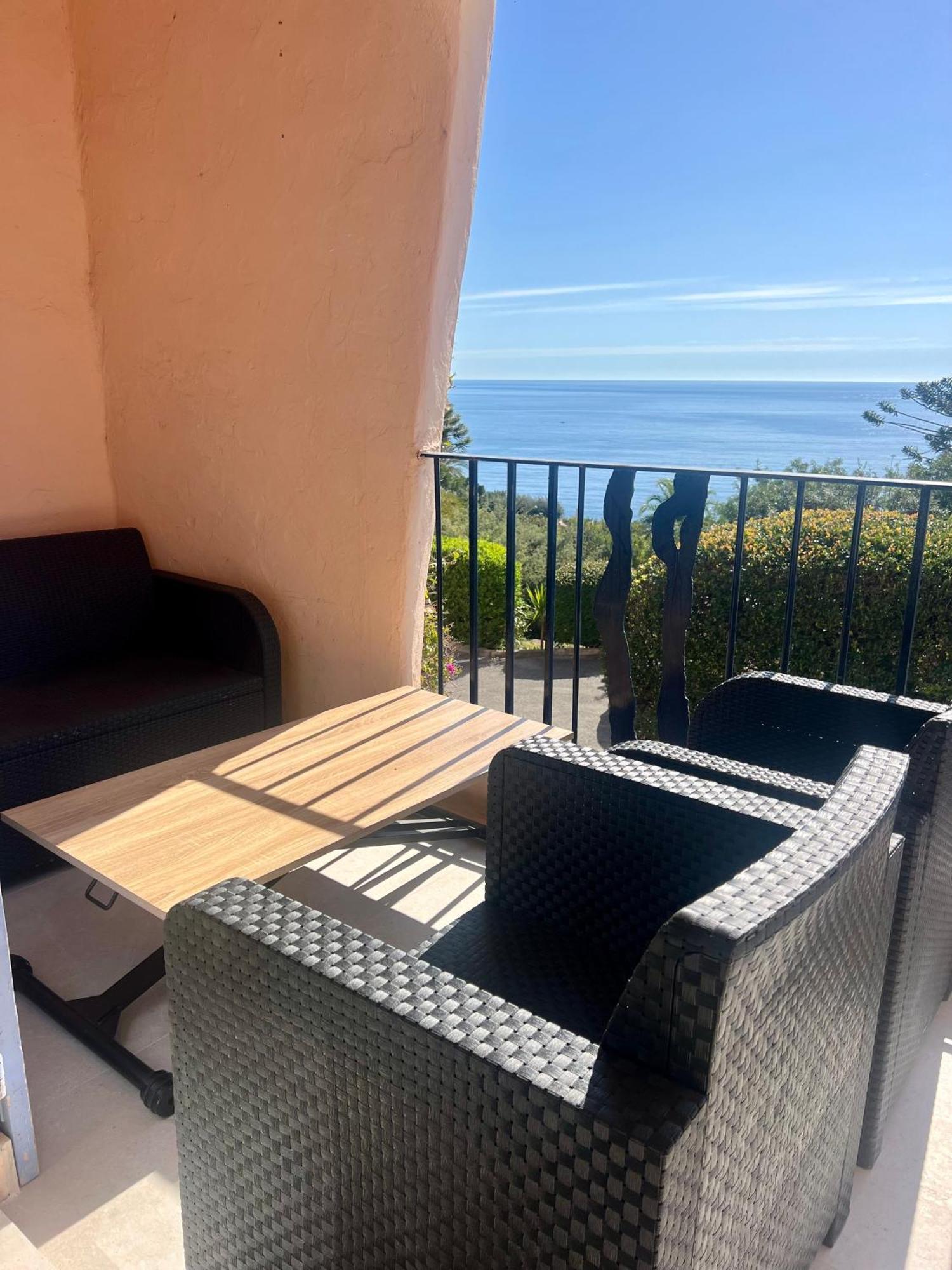 Residence Port La Galere تيول سور مير المظهر الخارجي الصورة